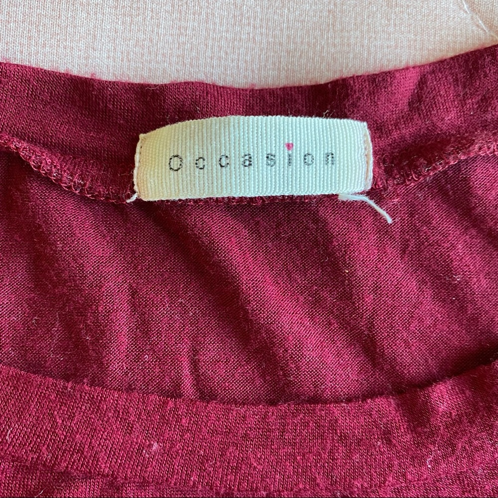 burgundy red wine weekend ily graphic t-shirt EUC - Picture 2 of 4